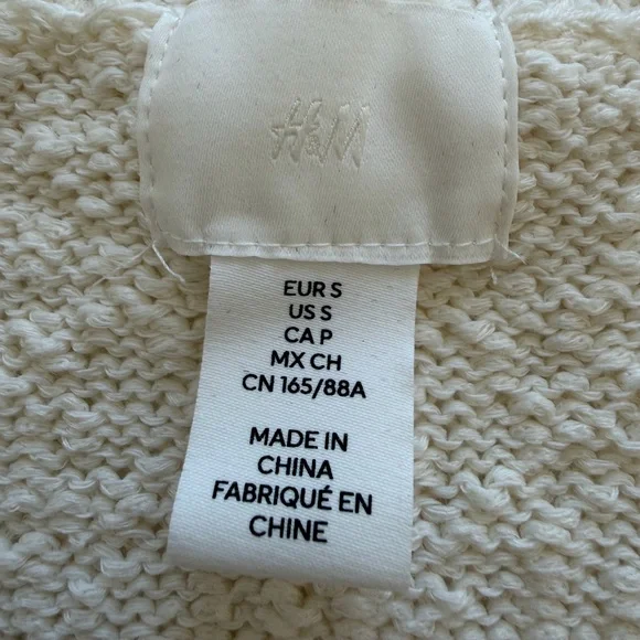 H&M Cream Knit Short Sleeve Cardigan Gold Button Textured Sweater Size Small - Picture 6 of 9